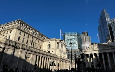 GBP/USD Holds Above 1.3540 as Strong US Jobs Data Tests Sterling